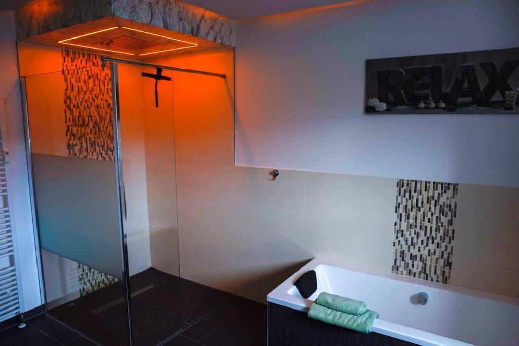 Ht Appartement Nr 2 Greppin Bagian luar foto