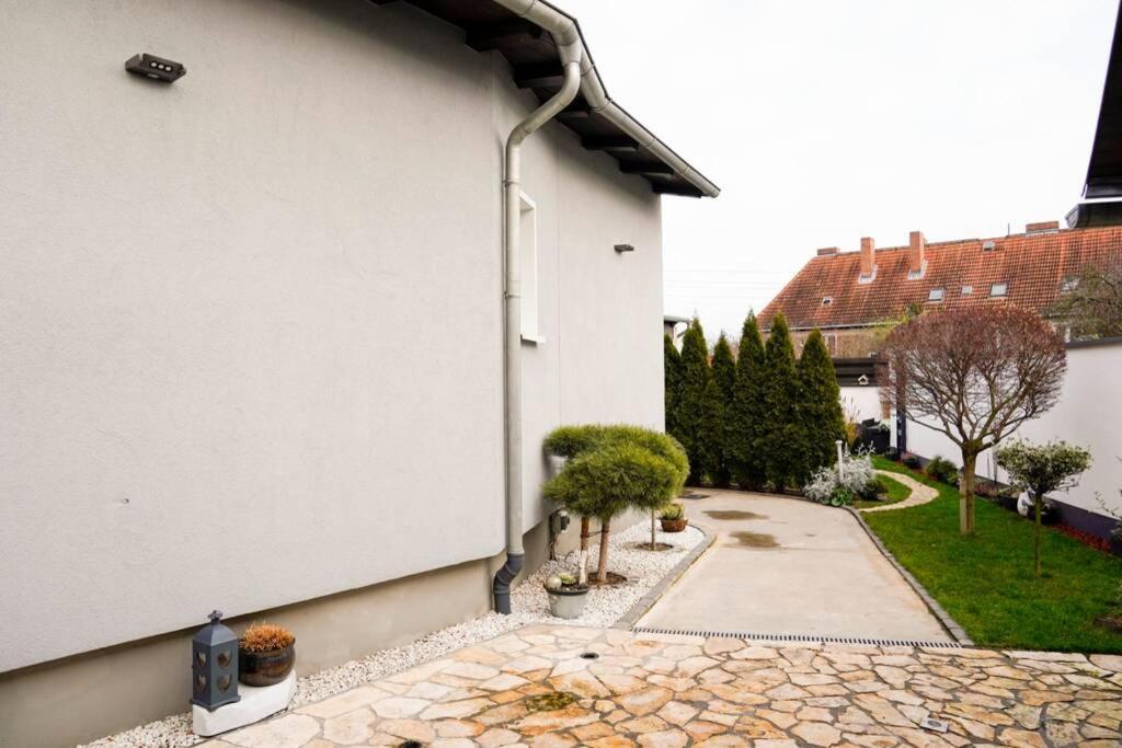 Ht Appartement Nr 2 Greppin Bagian luar foto