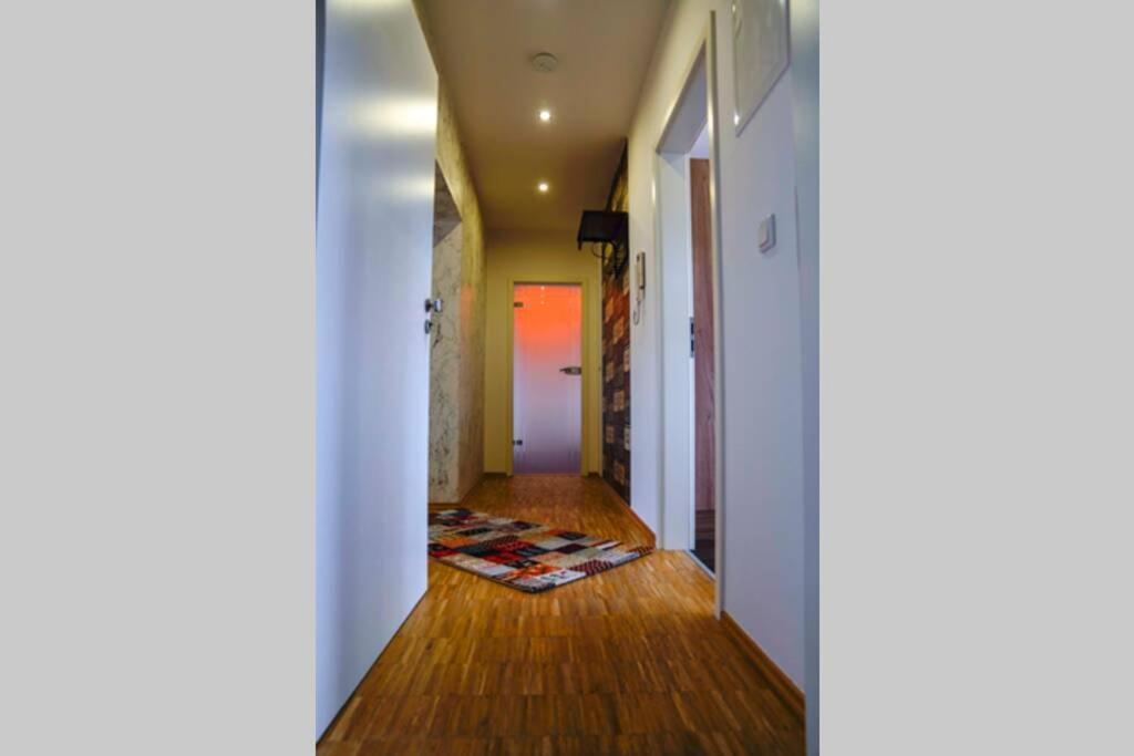 Ht Appartement Nr 2 Greppin Bagian luar foto